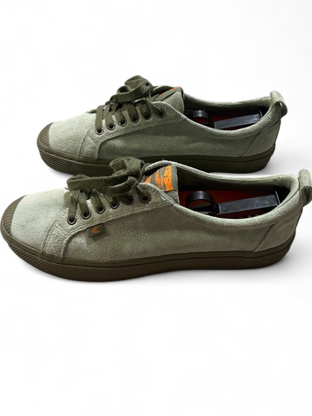 LIKE NEW! Cariuma Green Suede Men’s Sneakers